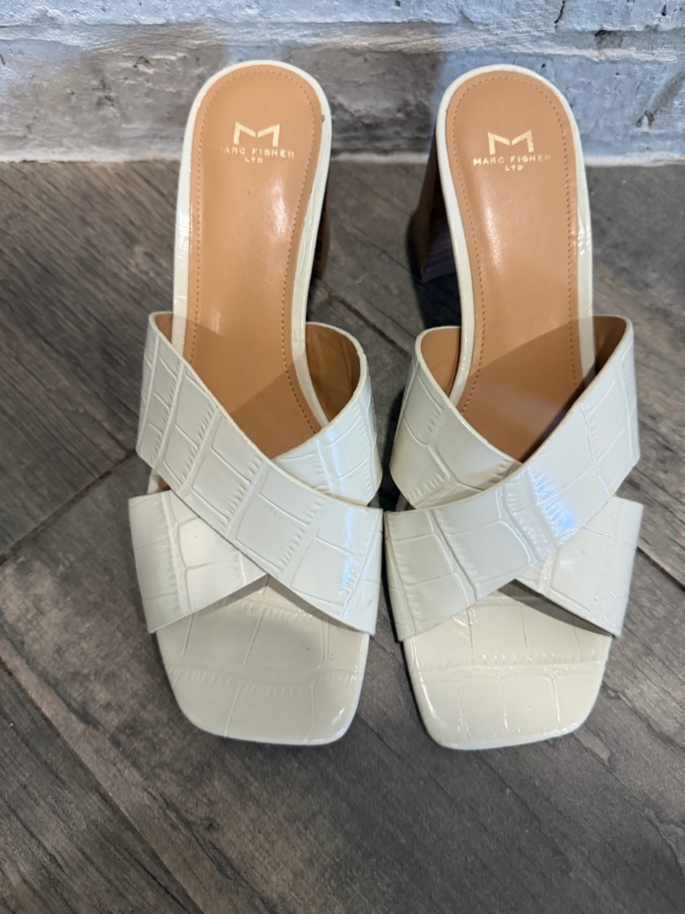 Marc Fisher White Ivory Croc Embossed Slide Sandals